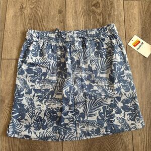 Hurley Blue and White Patterned Apparel